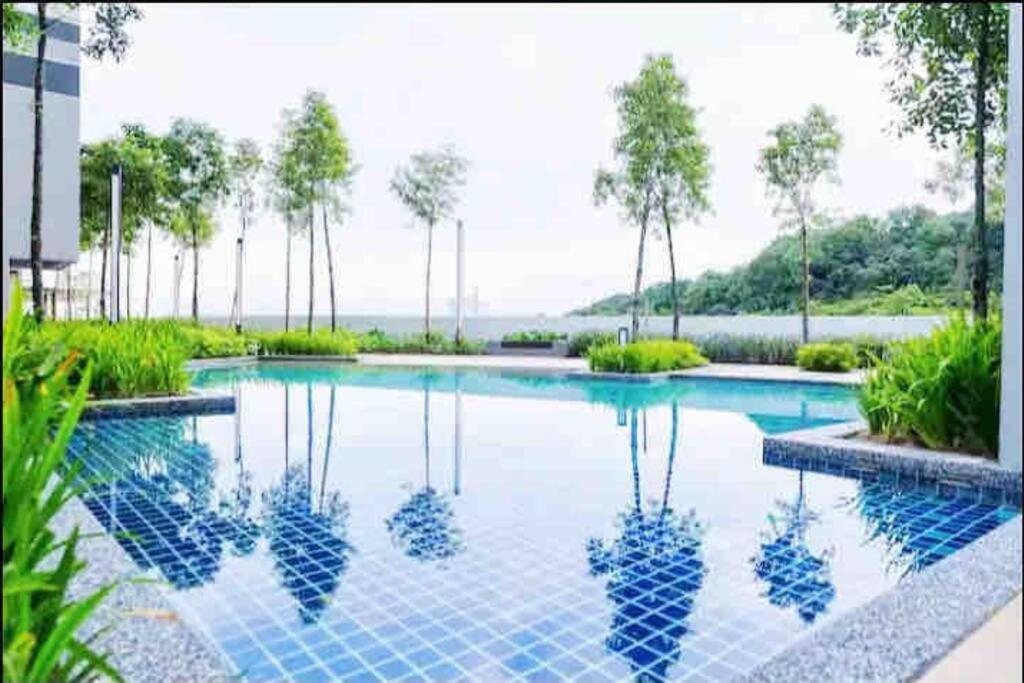 Legoland Jb Aghome Medini 3Room8Pax Bukit Indah Nusajaya  Exterior photo